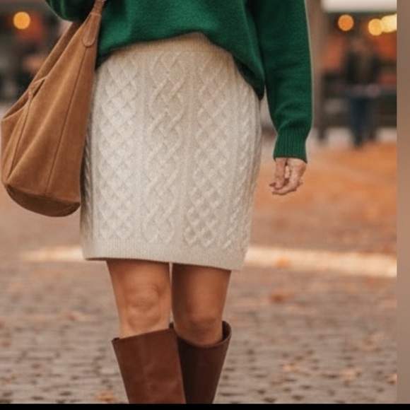 Favorite Daughter Dresses & Skirts - NEW Favorite Daughter Cream Cable Knit Pencil Skirt size XL